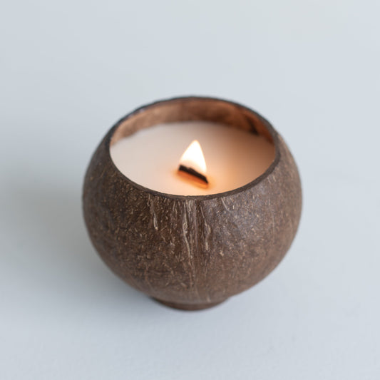 Indoor Candle: Coconut Cup: 12oz: Wood Wick